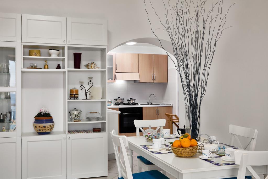 Ferienwohnung Matisse Nerano By Gocce Marina del Cantone Zimmer foto